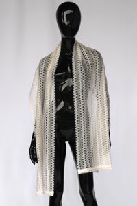 Stola bianca in mohair e seta