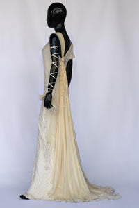 vestito sposa bianco crema con bracciale in seta